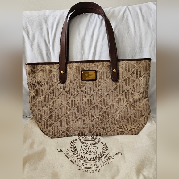 Lauren Ralph Lauren Shoulder Bag - Picture 1 of 15